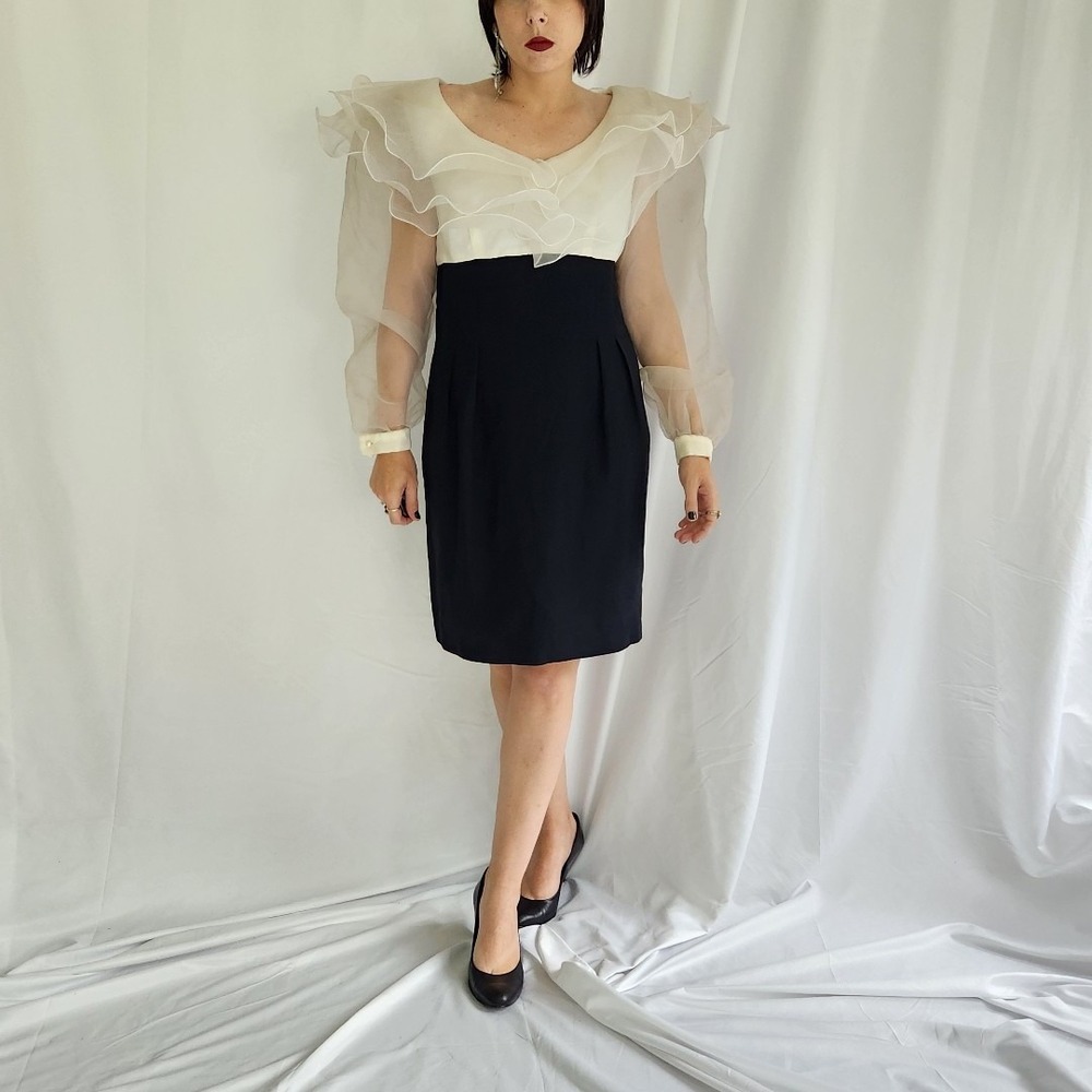 90s Frilly Black and‎ White Dress
